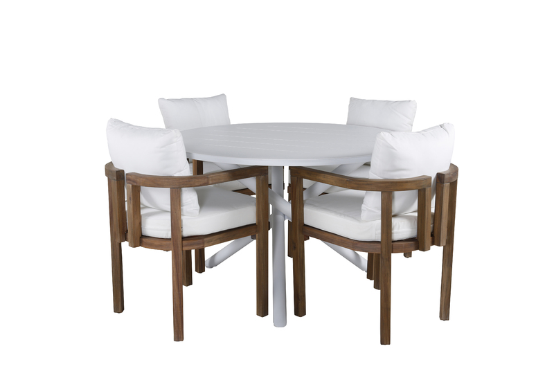 Alma - ett runt matbord i en stilren design som passar in i de flesta miljöer. Bordet är tillverkat i vit aluminium, ett robust material som står sig över tid. Skapa en charmig mittpunkt där ingen hamnar på kanten och njut av härliga stunder tillsammans m