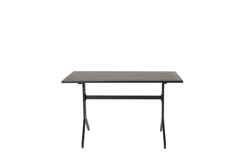 Way - ett av våra svarta och klassiska matbord i enkel design.Genomgående tillverkat i aluminium, som ger dig ett robust och slitstarkt matbord för utomhusbruk. Dess lätta vikt gör det enkelt att flytta runt och bordet passar lika bra i trädgården som på 