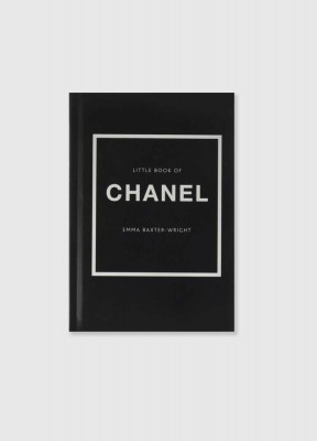 Coffee table book från Chanel, Little Book of Chanel, helsvart omslag med vit text