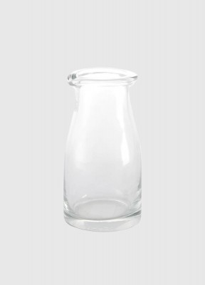 Glaskanna Vacker glaskanna, perfekt storlek för mjölken till kaffet.Höjd: 12 cmDiameter: 6 cm 