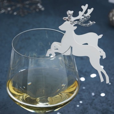 Nyårsstämmning till drinkenSöta små renar med silverfärgade horn att dekorera glasen med! 10-pack8x9 cm