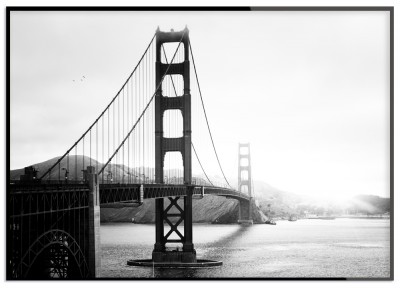Poster The BridgeFotoposter i vintagelook över en mäktig bro. Tryckt på miljövänligt 230g, matt papperFinns i flera storlekarPostern levereras utan ram