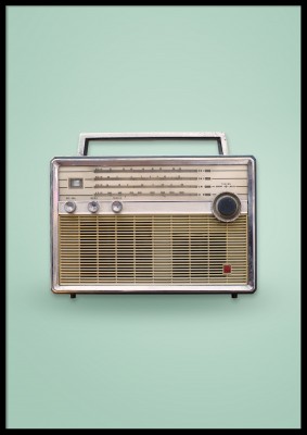 Affischen Vintage radioEn härlig vintageinspirerad poster med gammal radio.Tryckt på miljövänligt 230g, matt papperFinns i flera storlekar Postern levereras utan ram